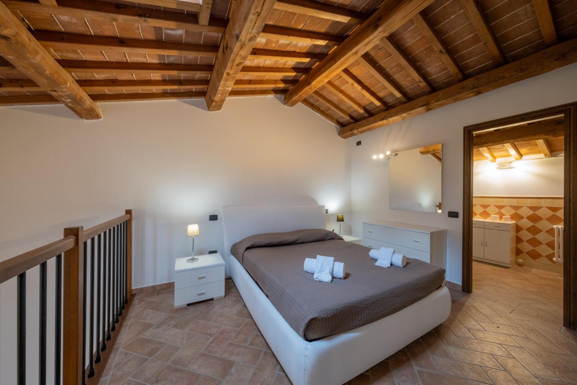 San Ruffino Apartments Lari Dış mekan fotoğraf