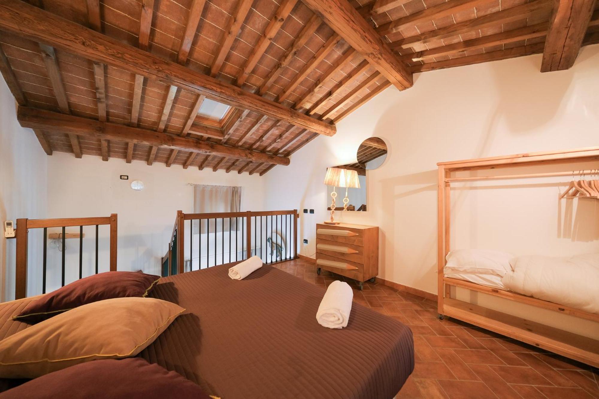 San Ruffino Apartments Lari Dış mekan fotoğraf