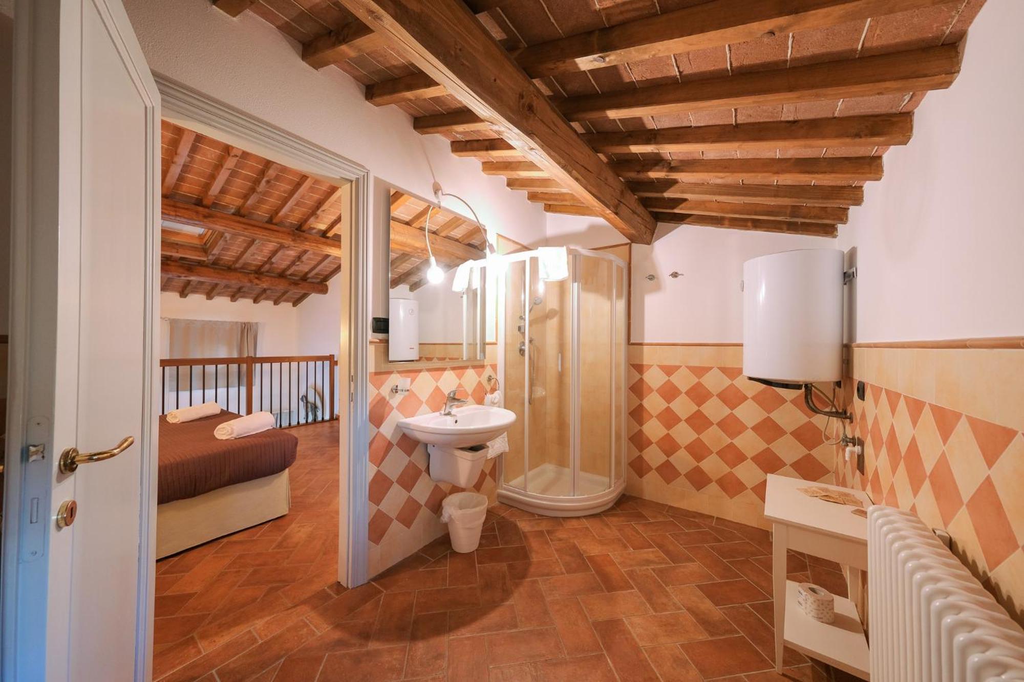 San Ruffino Apartments Lari Dış mekan fotoğraf