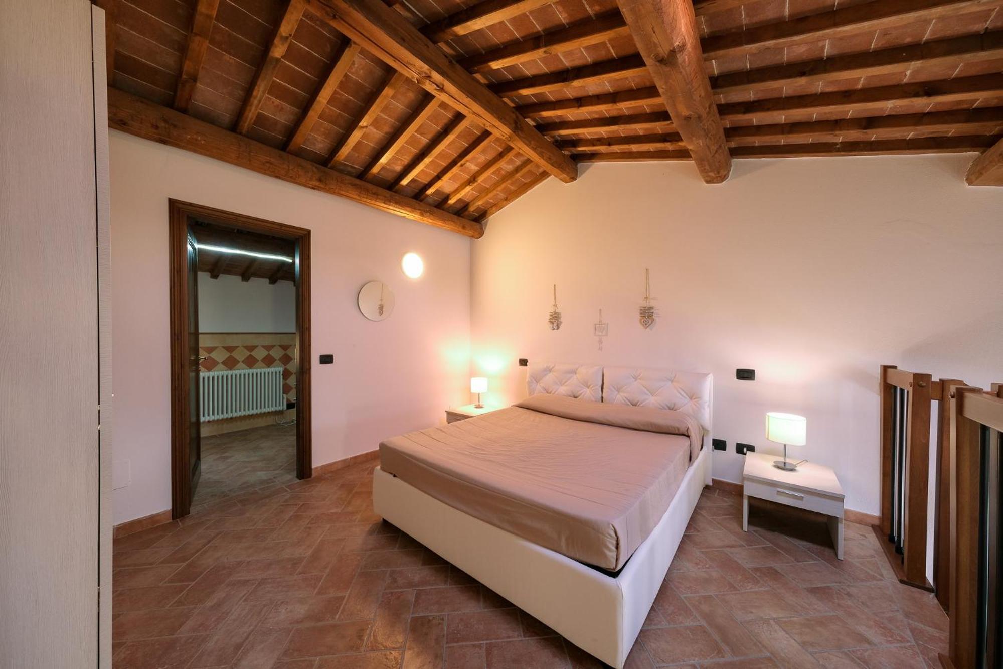 San Ruffino Apartments Lari Dış mekan fotoğraf